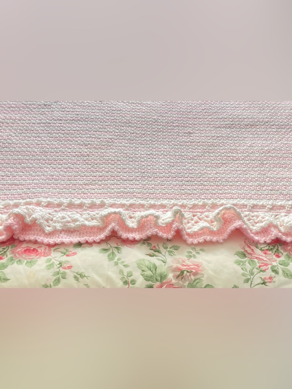Vintage Crocheted Baby Blanket Afghan Pink & White w Bows Dbl Ruffles 40x50 - Picture 4 of 9